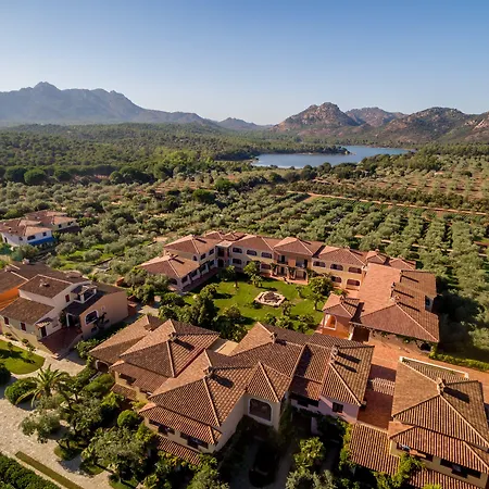 I Giardini Di Cala Ginepro Hotel