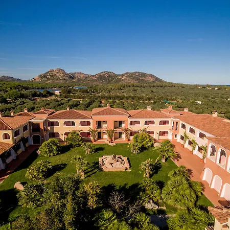 I Giardini Di Cala Ginepro Hotel 4*
