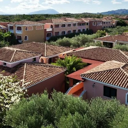 I Giardini Di Cala Ginepro 4*