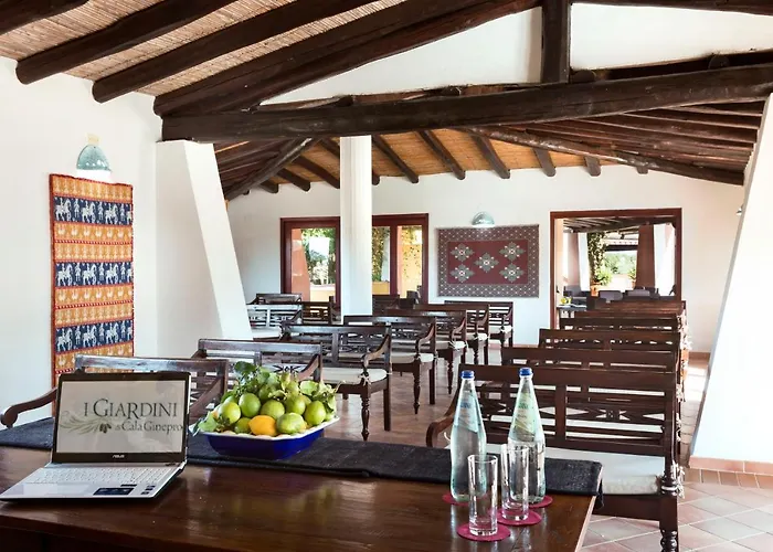 Hotel I Giardini Di Cala Ginepro 4*