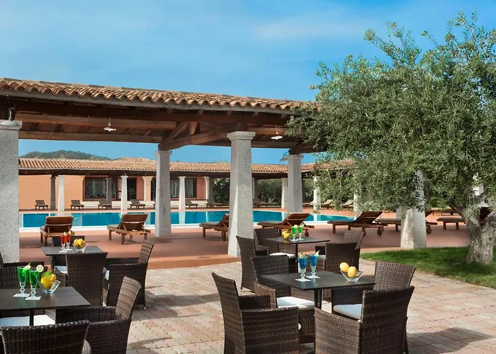 Hotel I Giardini Di Cala Ginepro