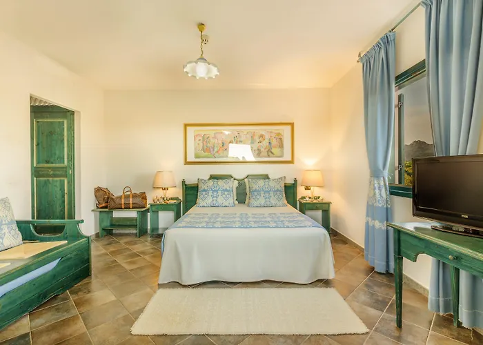 I Giardini Di Cala Ginepro Hotel 4*